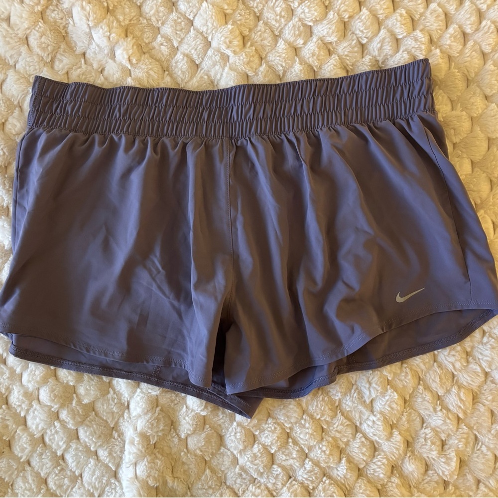 Nike Women's Gray Athletic Shorts